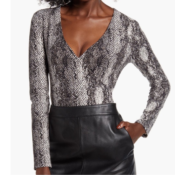 NWT All In Favor Snake Print Bodysuit Size Medium 6/8 - Picture 6 of 6